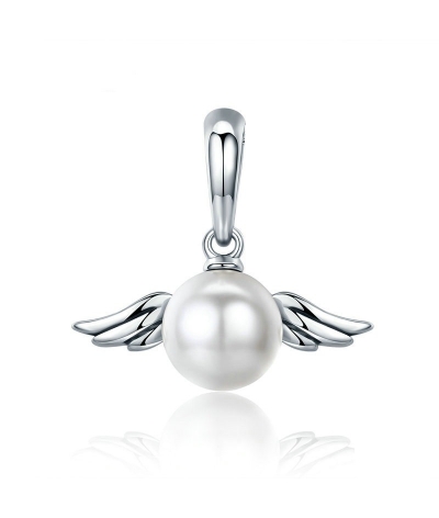 Dije con collar de perla romántica con alas en plata