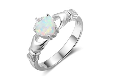 Anillo de compromiso Claddagh corazón de ópalo en plata