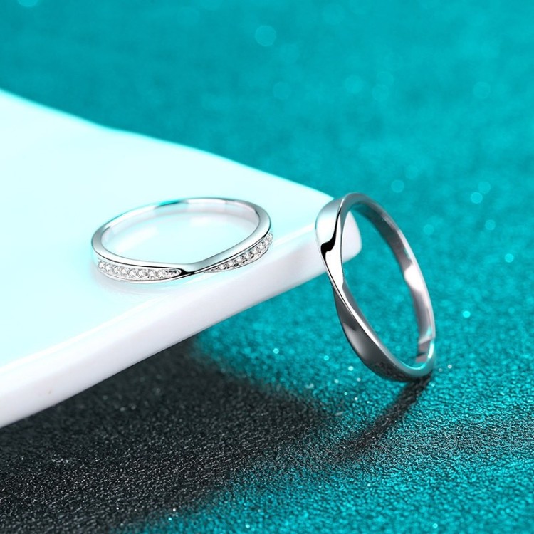 Argollas de matrimonio en plata inspiración lazo