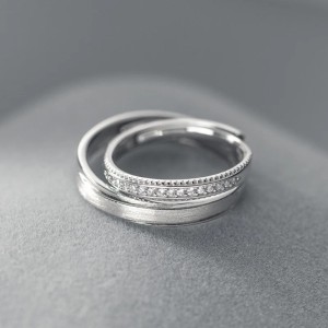 Argollas de matrimonio zirconias en plata ajustable