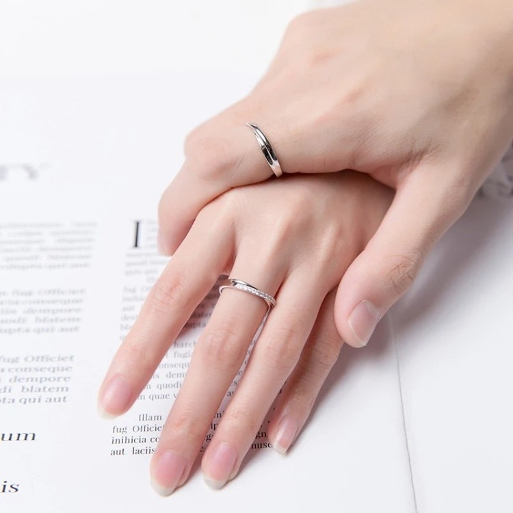 Argollas de matrimonio ajustables en plata lazo de amor