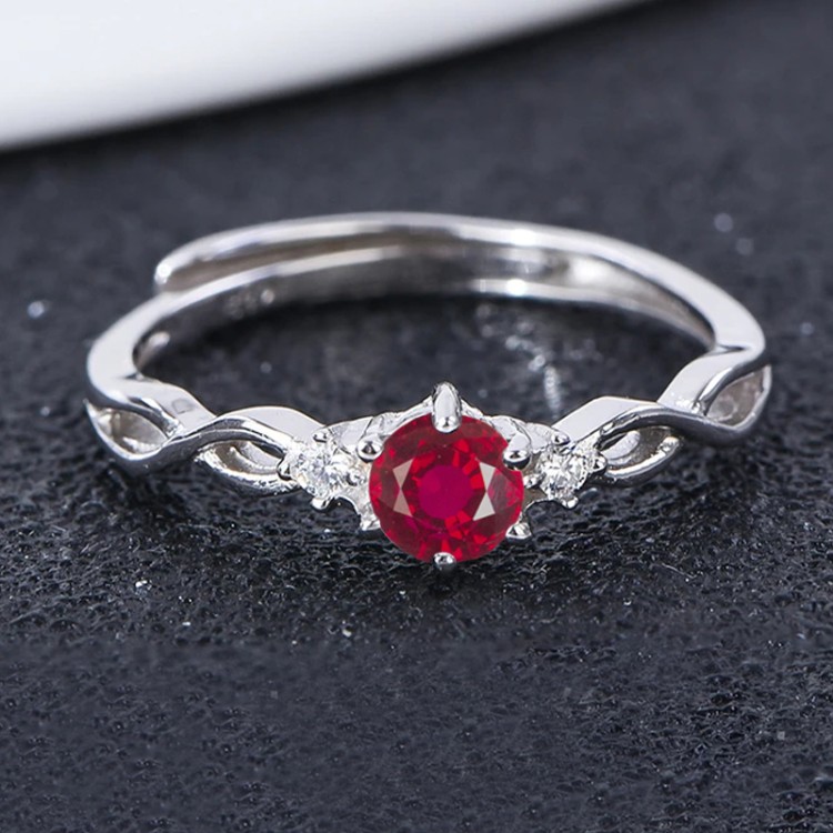 Anillo de compromiso en plata clásico infinito con rubí Anillo de compromiso en plata clásico infinito con rubí