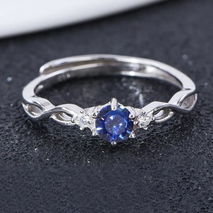 Anillo de compromiso en plata clásico infinito con zafiro