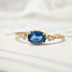 Anillo de compromiso en plata y baño de oro - Anillo en forma de tiara
