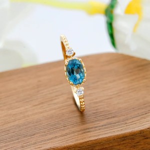 Anillo de compromiso en plata y baño de oro - Anillo en forma de tiara