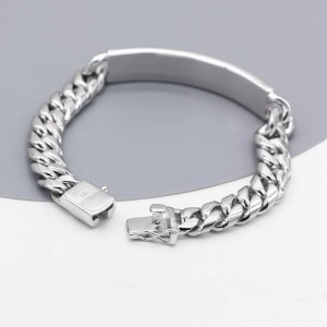 Pulsera en acero para mujer personalizable - Manilla para grabar texto