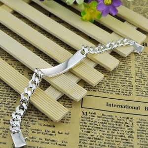Pulsera en acero para mujer personalizable - Manilla para grabar texto