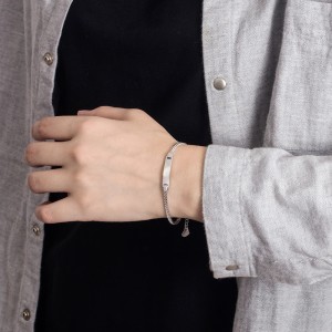 Pulsera en acero para mujer personalizable - Manilla para grabar texto