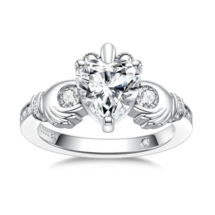 Anillo de compromiso Claddagh corazón moissanita eterno