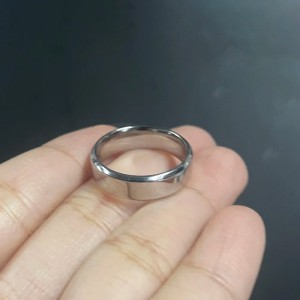 Argolla en plata para hombre - argolla clásica plateada - joyas en plata