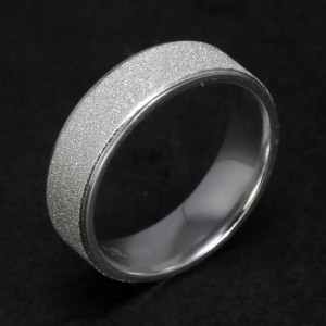 Argolla para hombre en plata contraste