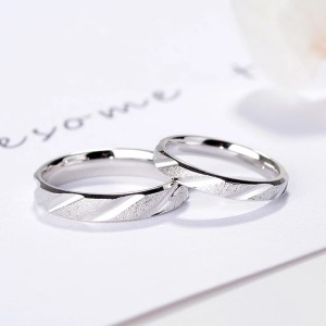 Argollas de matrimonio nexo esmerilado en plata