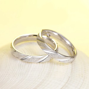 Argollas de matrimonio nexo esmerilado en plata