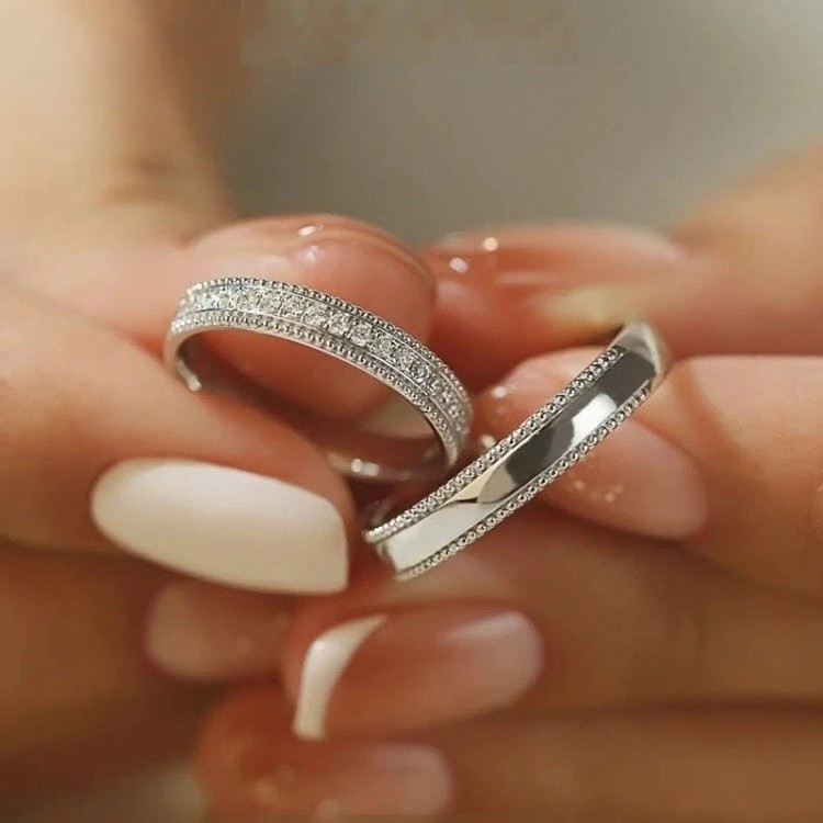 Argollas de matrimonio brillo milgrain en plata