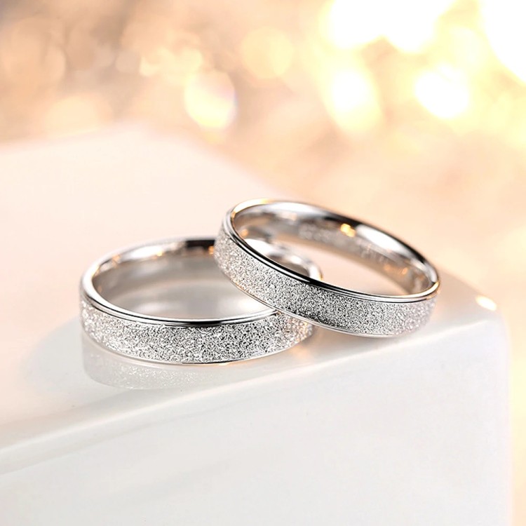 Argollas de matrimonio polvo de arena en plata