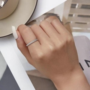 Argolla en plata para hombre - argolla clásica plateada - joyas en plata