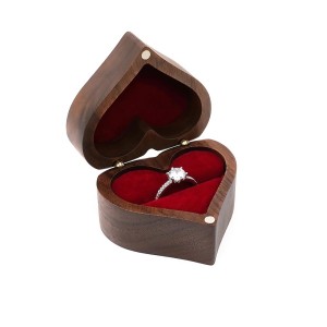 Estuche de madera para anillo de compromiso con grabado personalizado