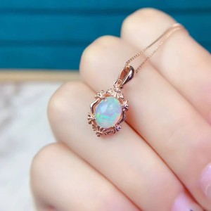 Collar de ópalo marquesa floral en plata