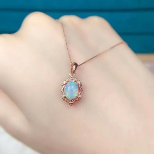 Collar de ópalo marquesa floral en plata