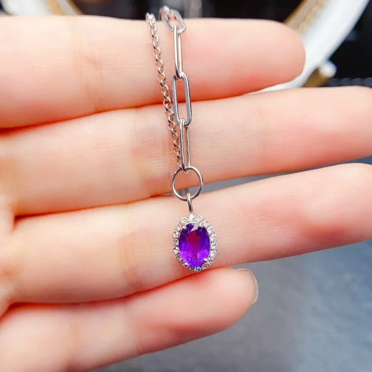 Collar de amatista aurora real en plata