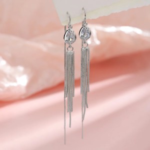 Aretes largos en plata con borlas - aretes de fantasía elegantes