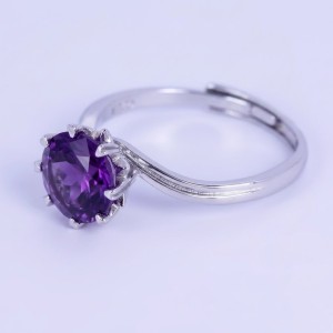 Anillo de compromiso en plata copo de corazones con amatista