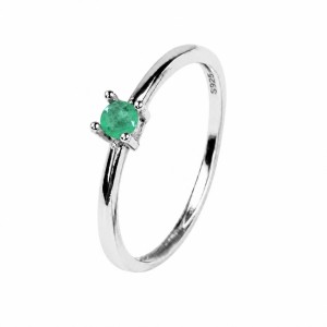 Anillo de compromiso clásico con esmeralda